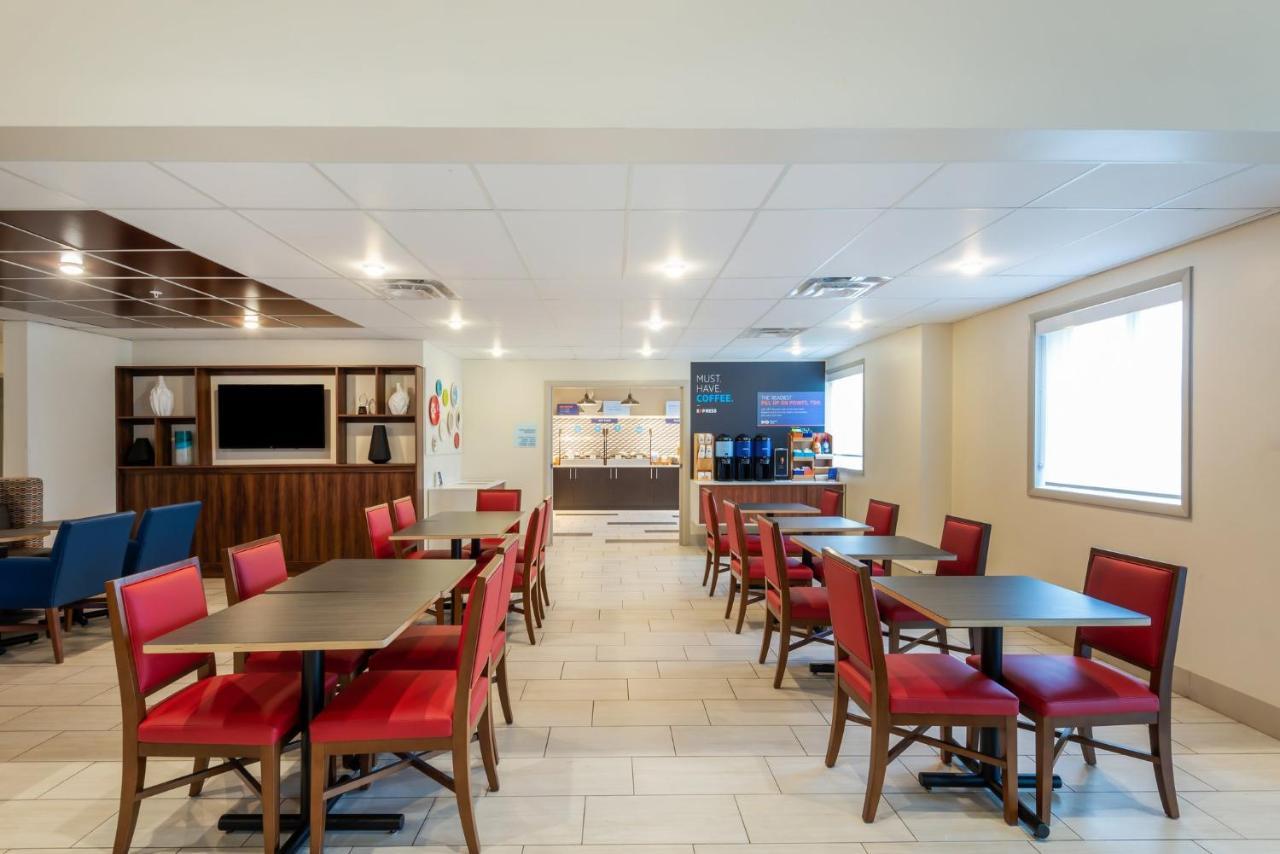 Holiday Inn Express Vermilion By Ihg Extérieur photo